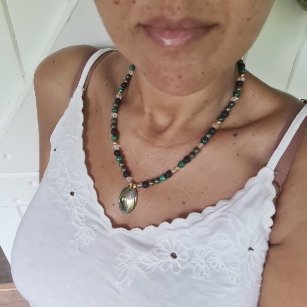 Collier modèle unique Pyrite – Image 2