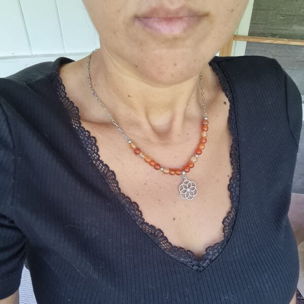 Collier Graine de vie cornaline – Image 3