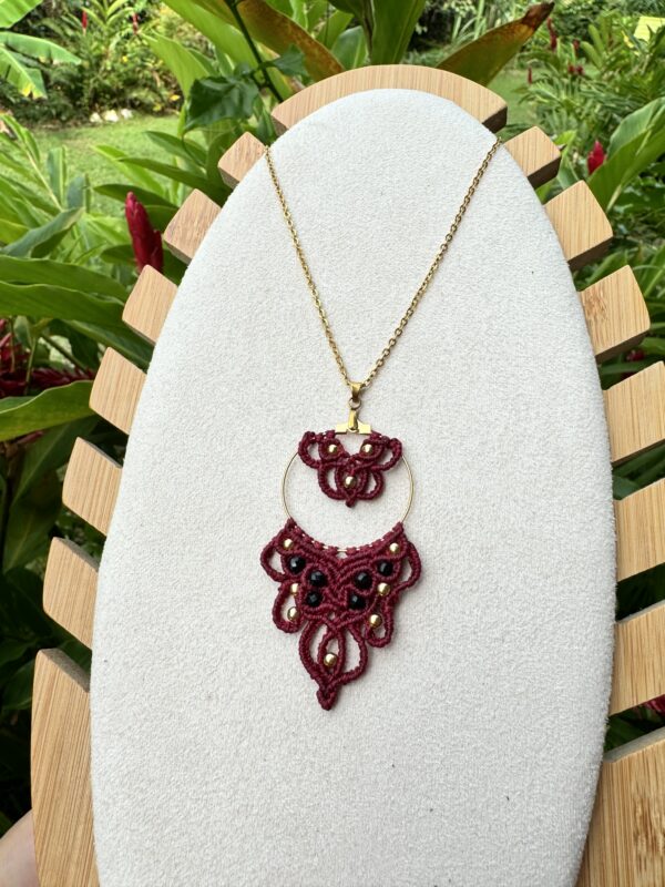 Collier tissé Spinelle noir protection