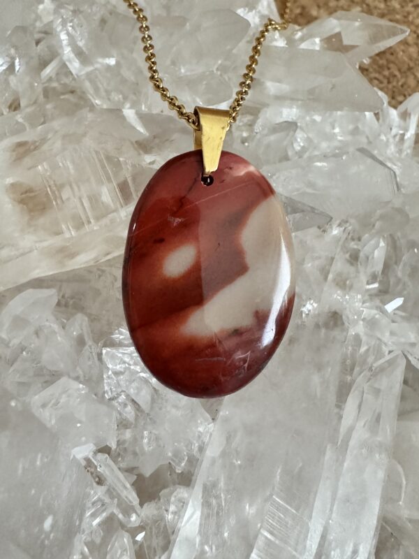 Pendentif doré Jaspe mokaïte AA