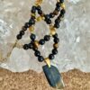 Collier énergétique unique Oeil de faucon AAA