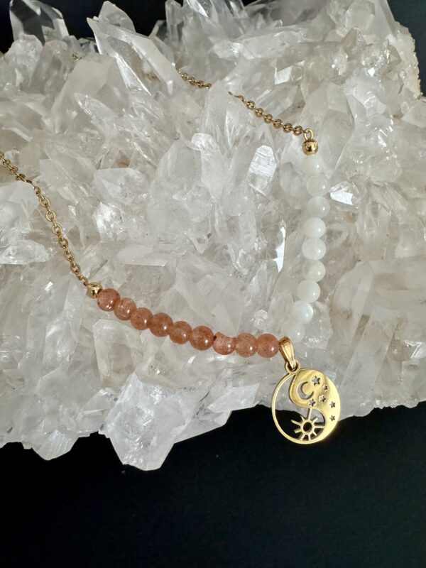 Collier modèle unique Soleil et lune AAA
