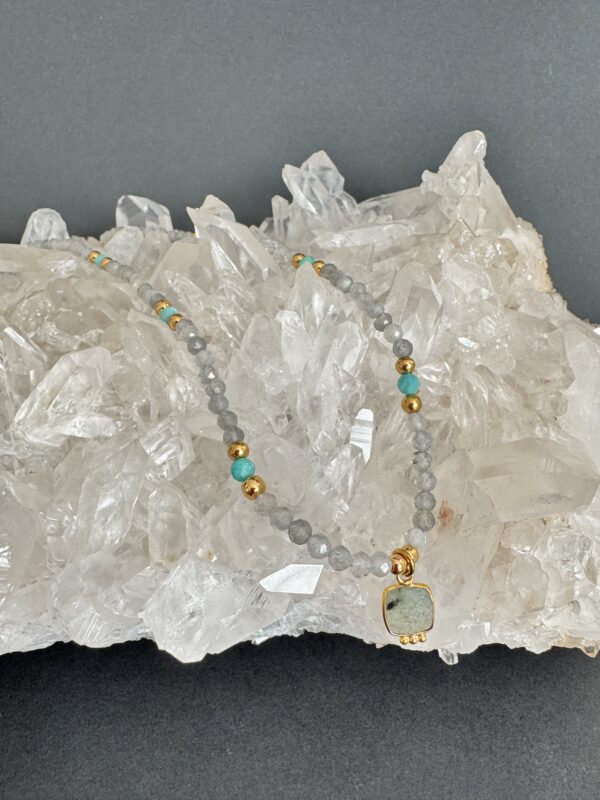 Collier modèle unique Labradorite AAA